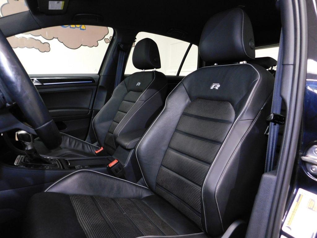 Volkswagen Golf R DCS and Navigation 7A 2019