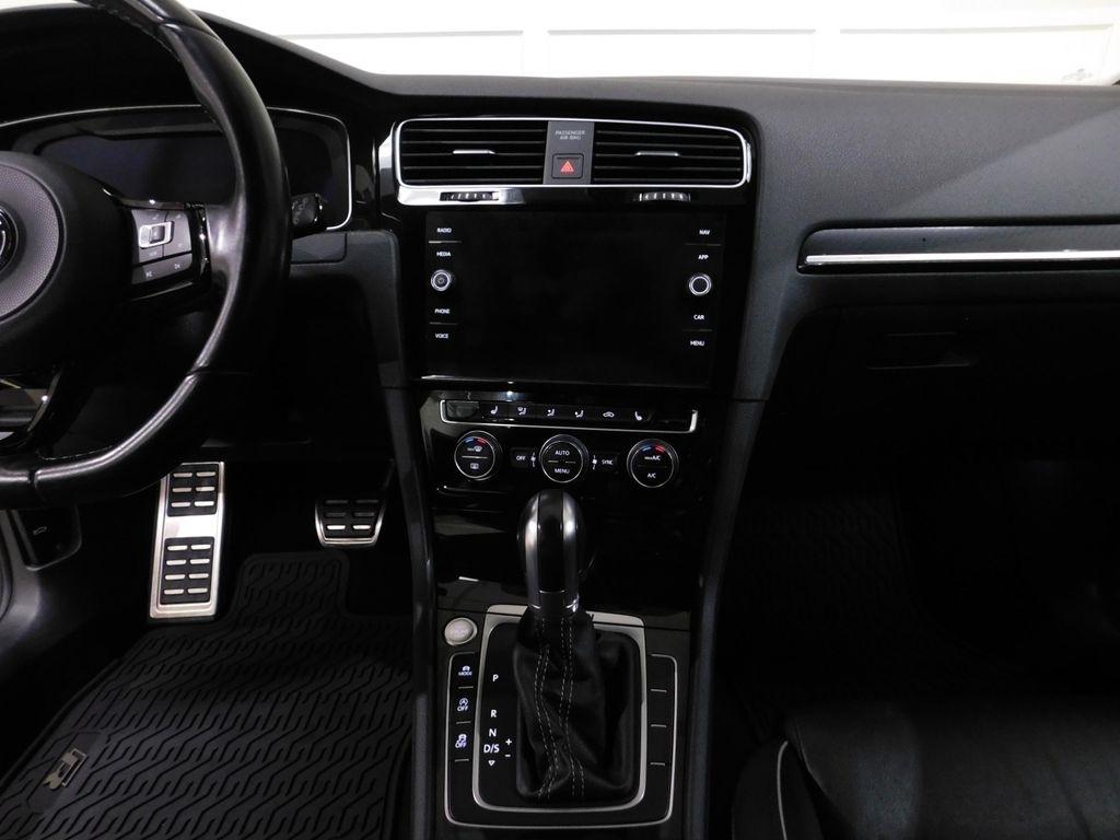 Volkswagen Golf R DCS and Navigation 7A 2019