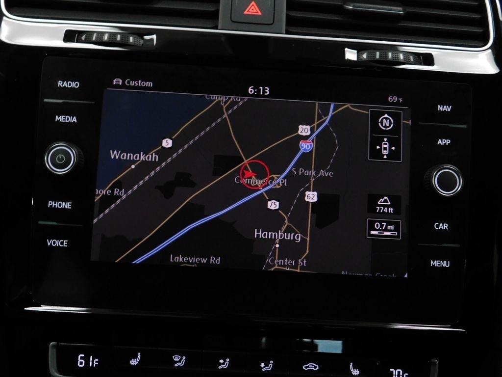 Volkswagen Golf R DCS and Navigation 7A 2019