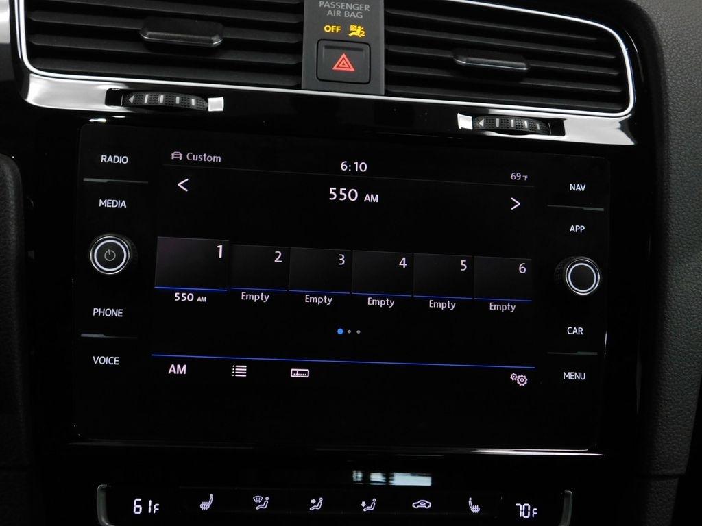 Volkswagen Golf R DCS and Navigation 7A 2019