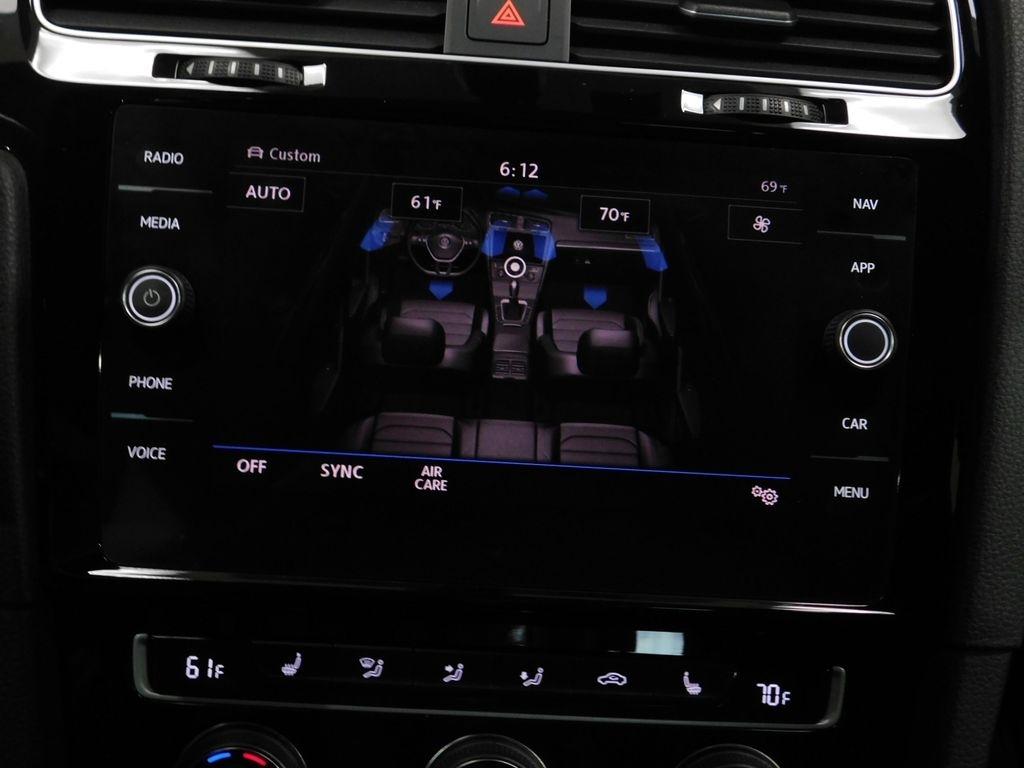 Volkswagen Golf R DCS and Navigation 7A 2019