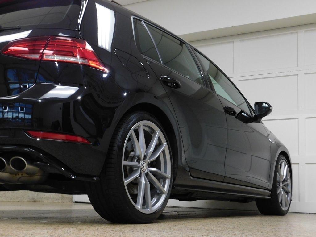 Volkswagen Golf R DCS and Navigation 7A 2019
