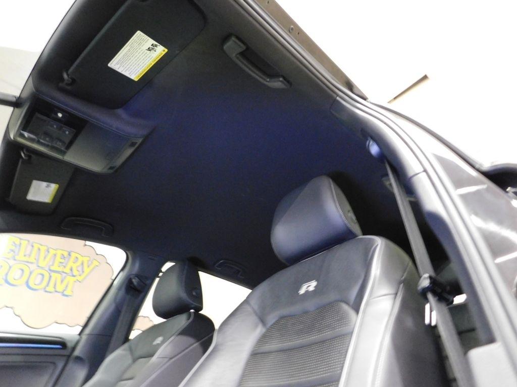 Volkswagen Golf R DCS and Navigation 7A 2019