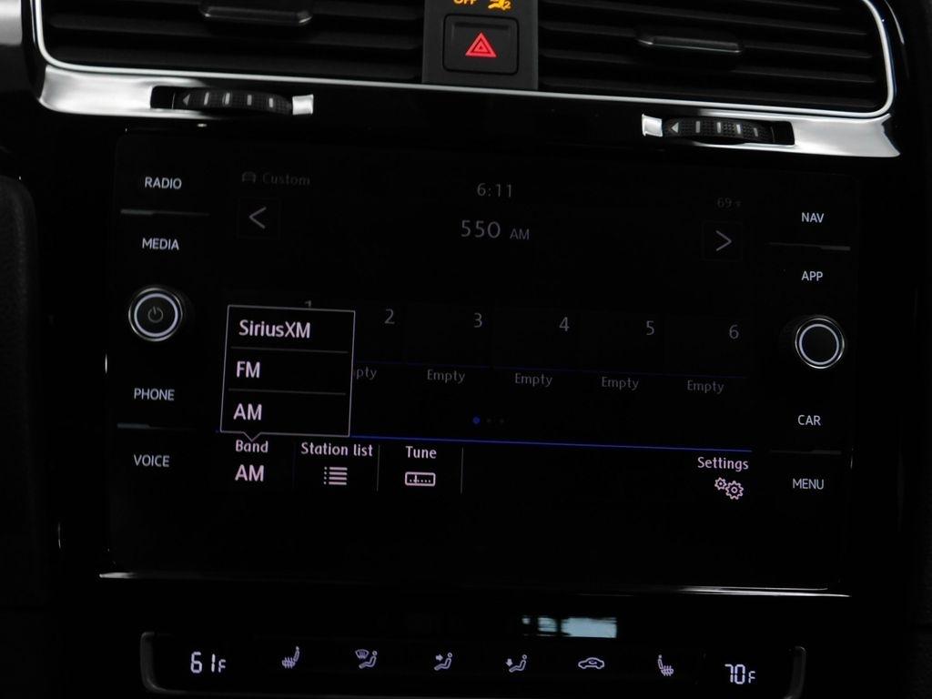 Volkswagen Golf R DCS and Navigation 7A 2019
