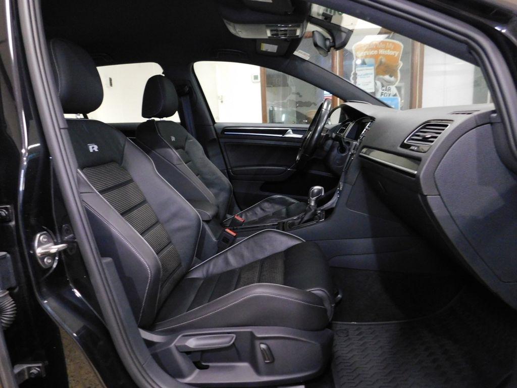 Volkswagen Golf R DCS and Navigation 7A 2019