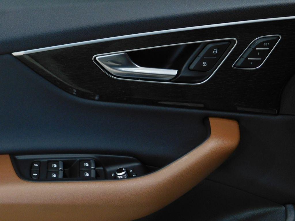 Audi Q7 Premium Plus 55 TFSI quattro 2021