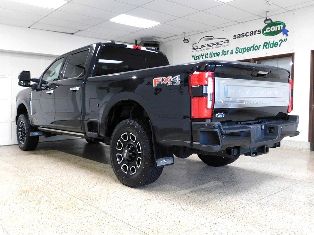Ford F-350 SD Platinum Crew Cab Long Box 4WD 2024