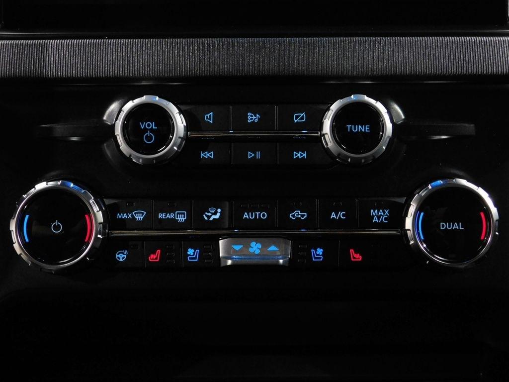 Ford F-350 SD Platinum Crew Cab Long Box 4WD 2024
