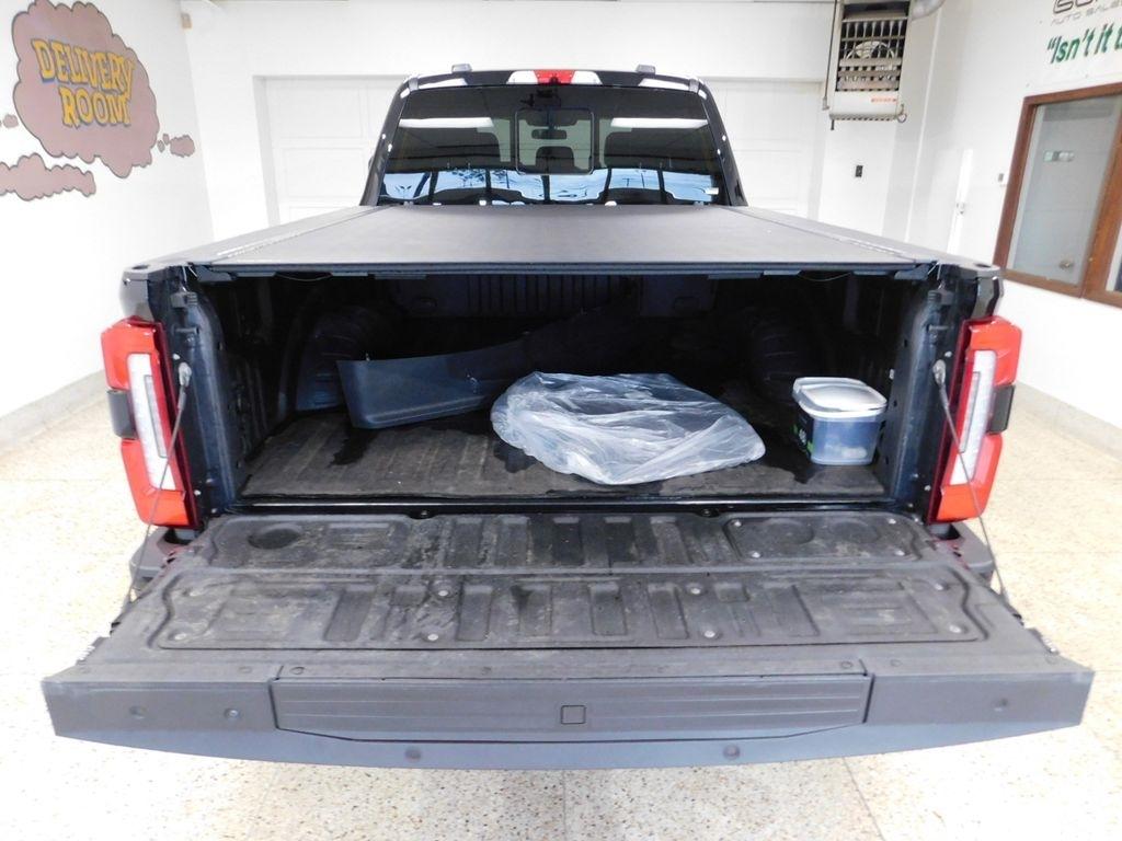 Ford F-350 SD Platinum Crew Cab Long Box 4WD 2024