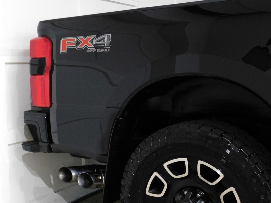 Ford F-350 SD Platinum Crew Cab Long Box 4WD 2024