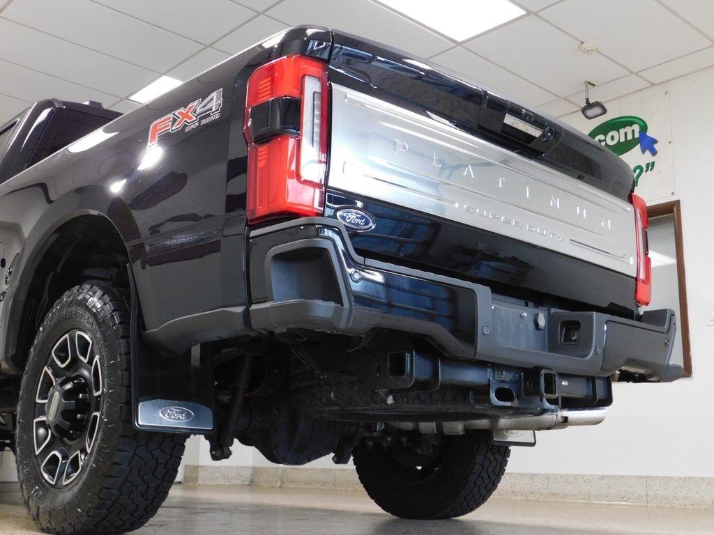 Ford F-350 SD Platinum Crew Cab Long Box 4WD 2024