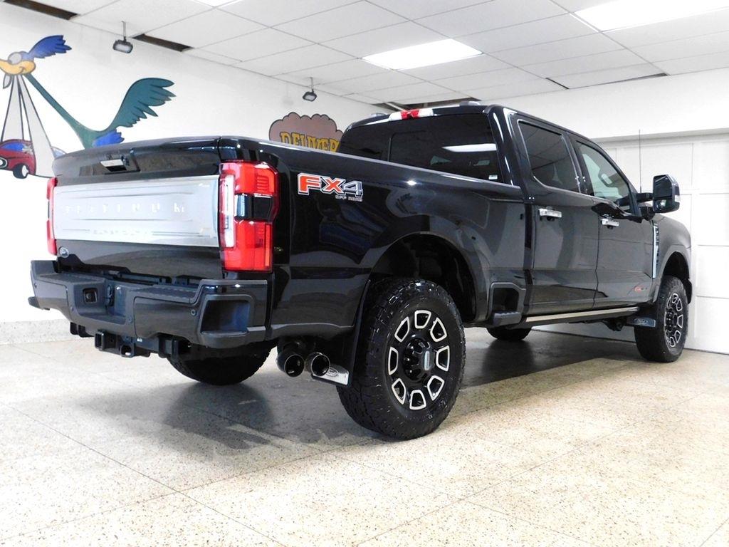 Ford F-350 SD Platinum Crew Cab Long Box 4WD 2024