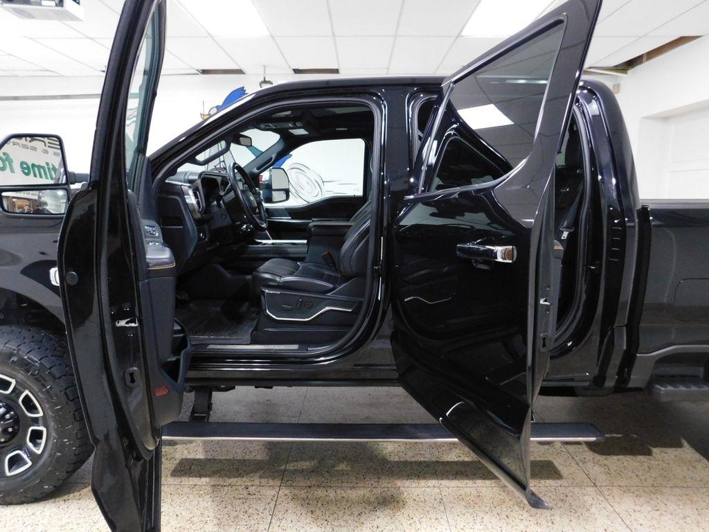 Ford F-350 SD Platinum Crew Cab Long Box 4WD 2024