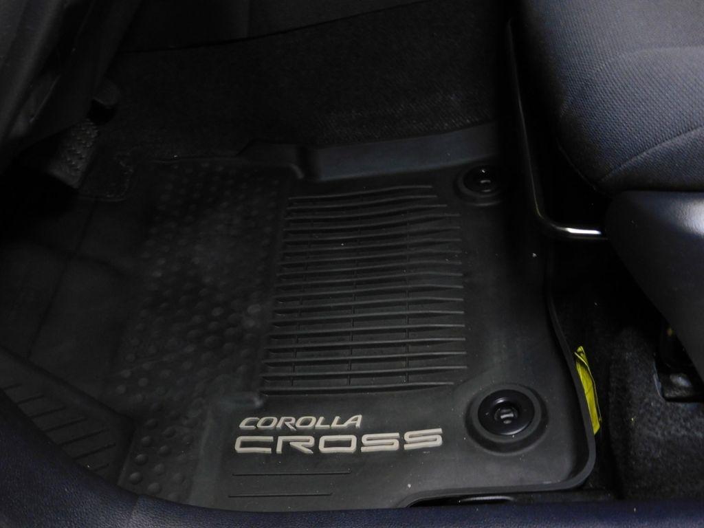 Toyota Corolla Cross LE AWD 2023