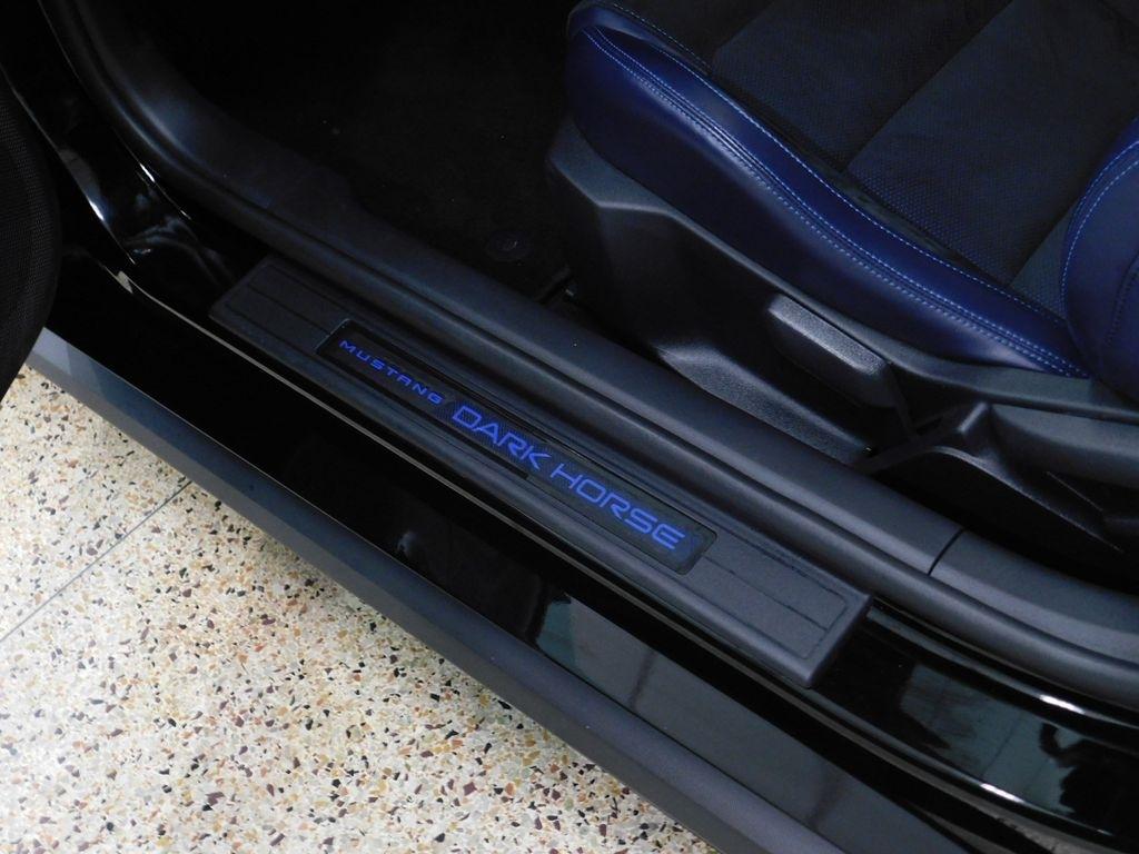 Ford Mustang Dark Horse 2025