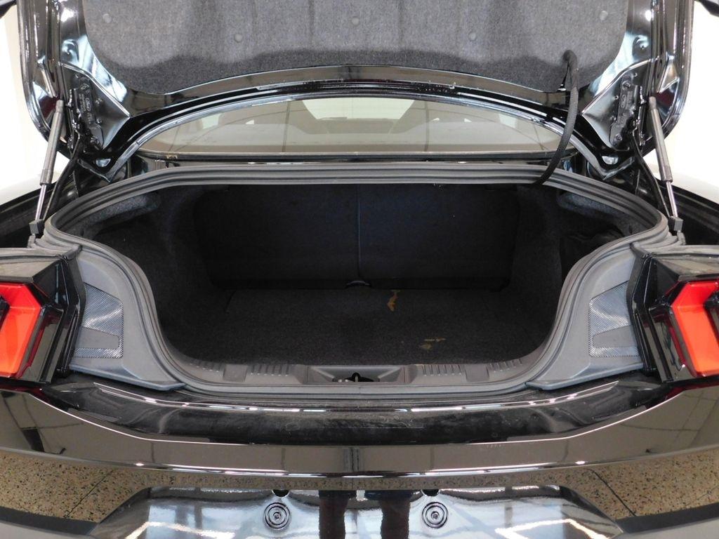 Ford Mustang Dark Horse 2025
