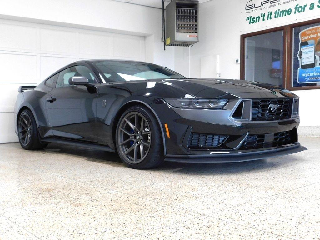 Ford Mustang Dark Horse 2025