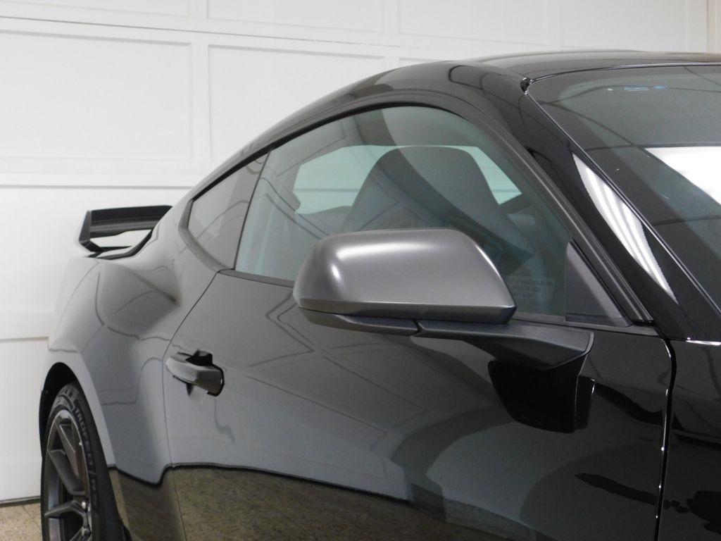Ford Mustang Dark Horse 2025