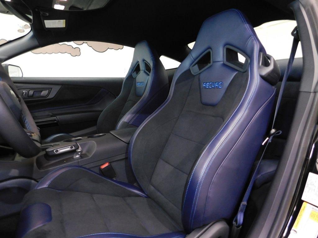 Ford Mustang Dark Horse 2025