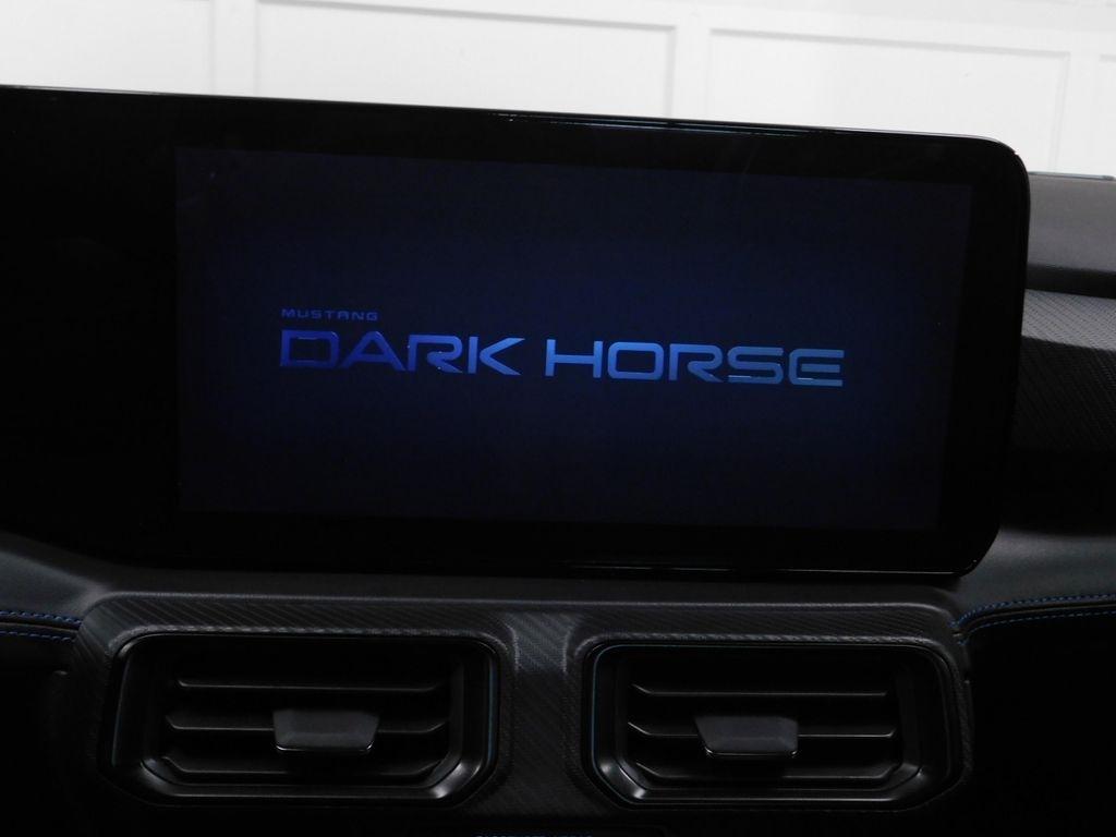 Ford Mustang Dark Horse 2025