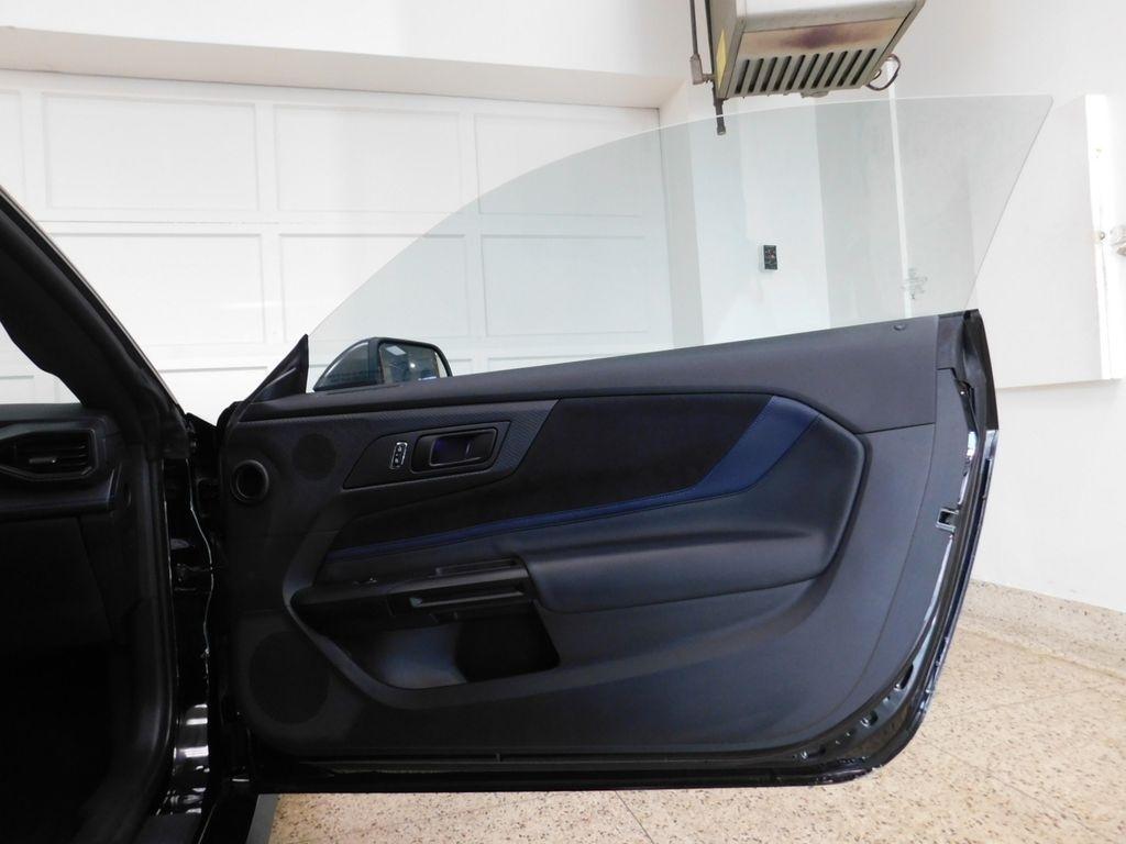 Ford Mustang Dark Horse 2025