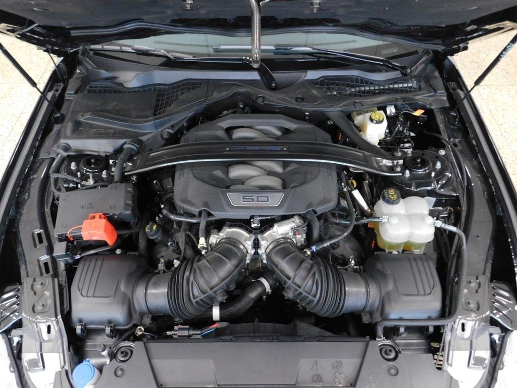 Ford Mustang Dark Horse 2025