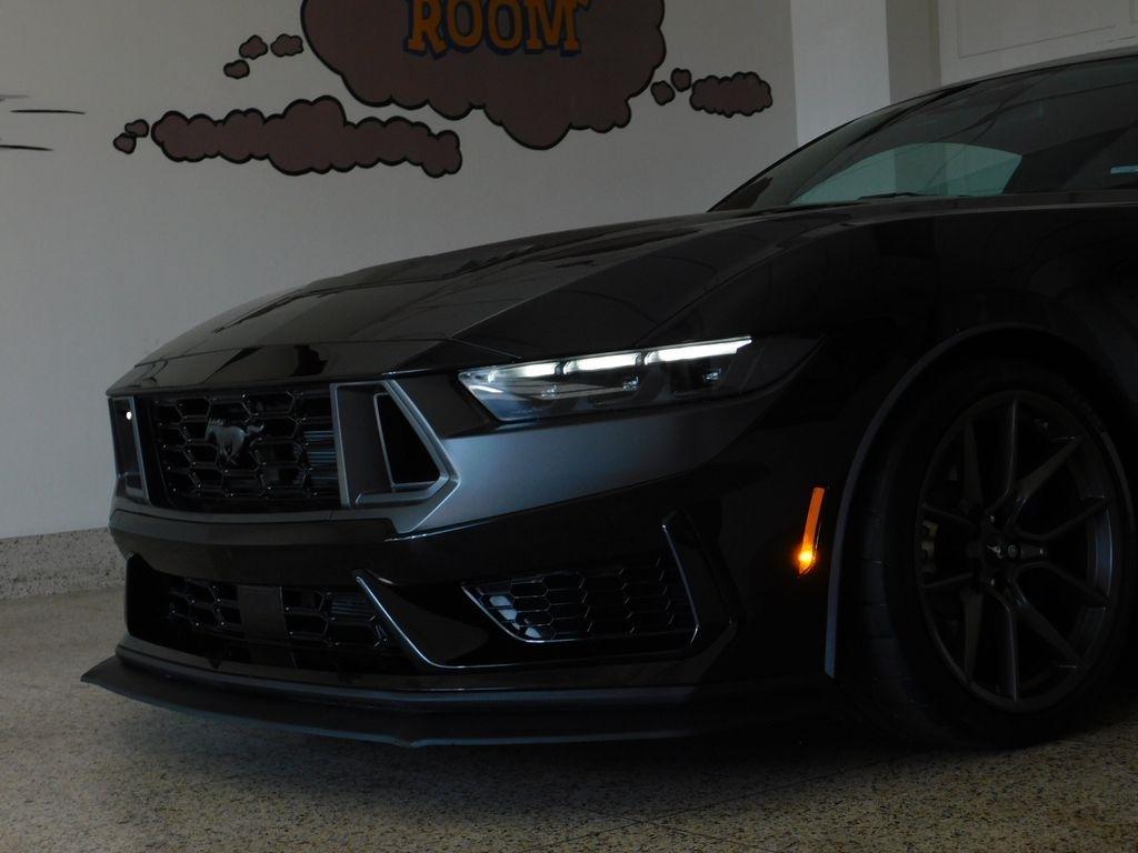 Ford Mustang Dark Horse 2025
