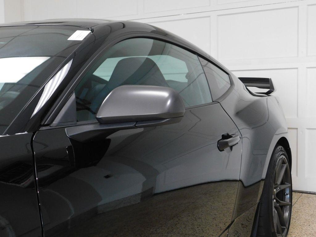 Ford Mustang Dark Horse 2025