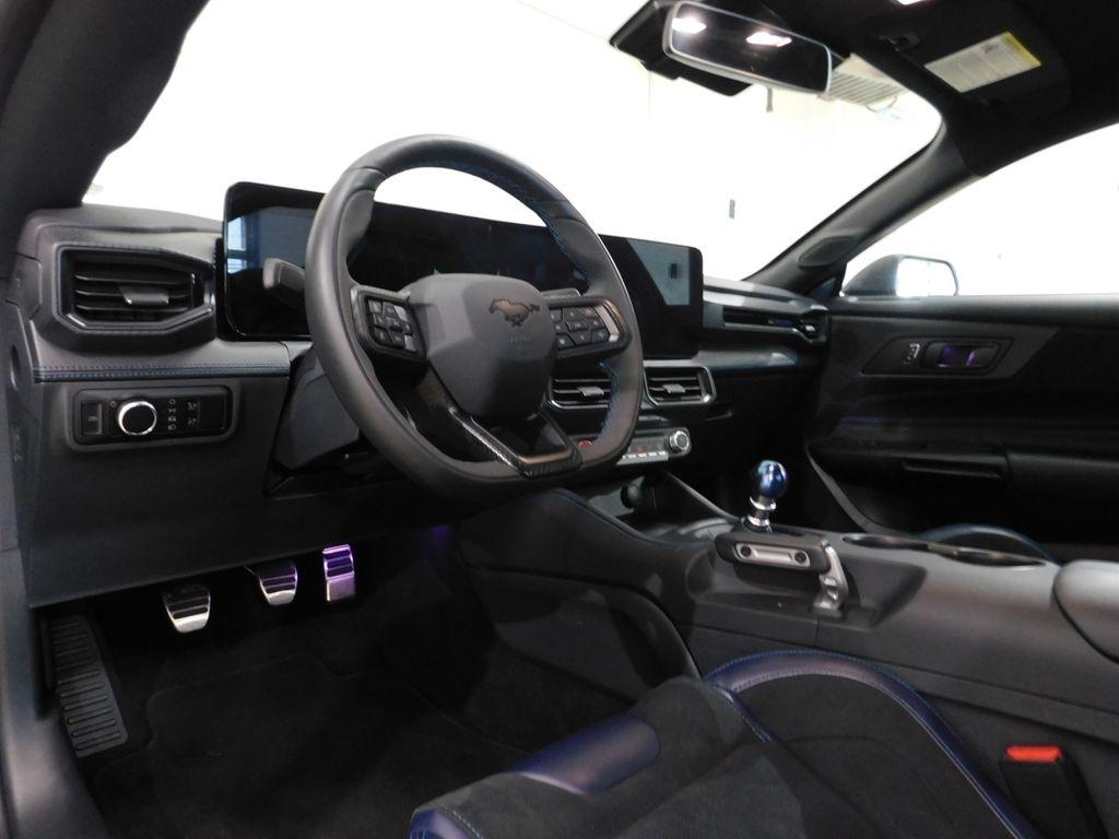 Ford Mustang Dark Horse 2025