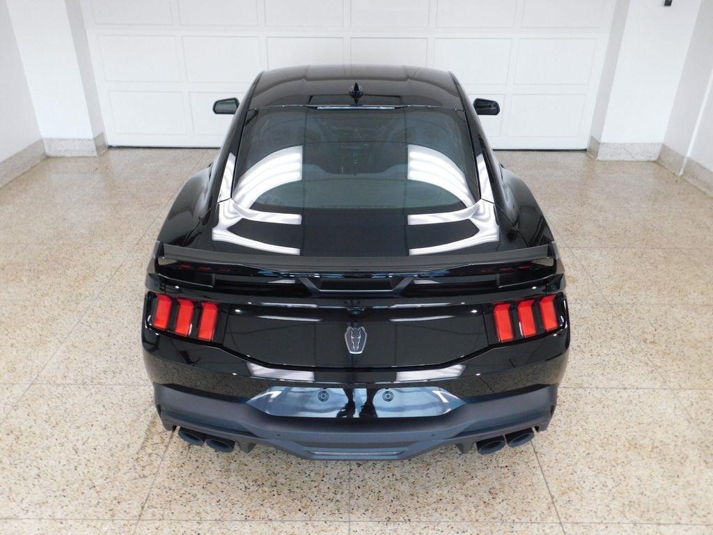 Ford Mustang Dark Horse 2025
