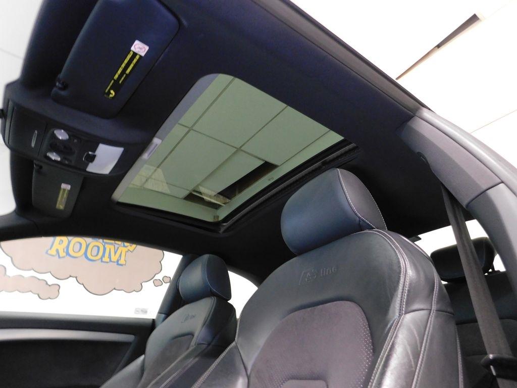 Audi A5 Coupe 2.0T quattro Manual 2010