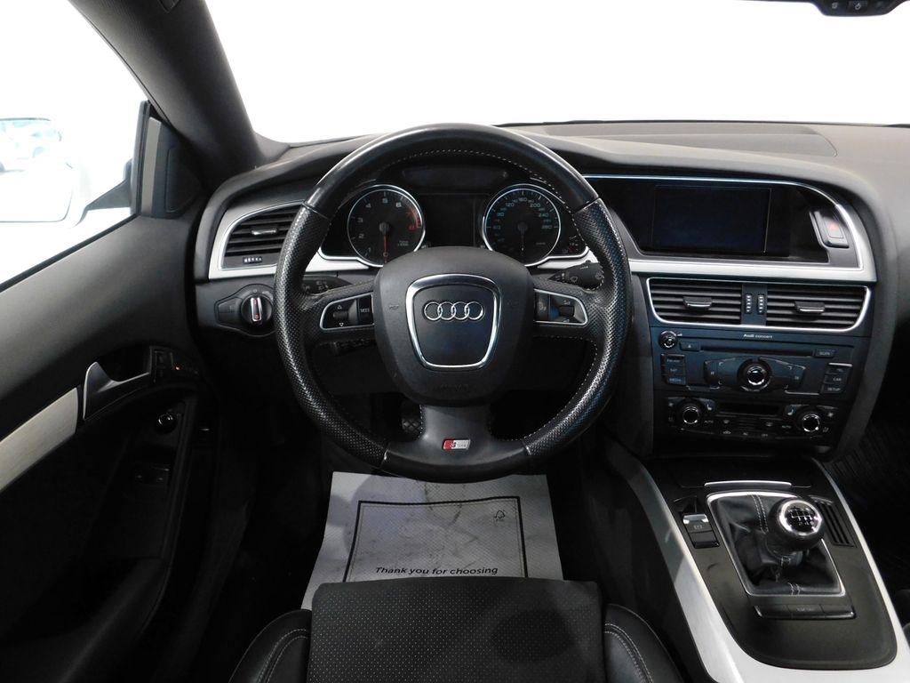 Audi A5 Coupe 2.0T quattro Manual 2010