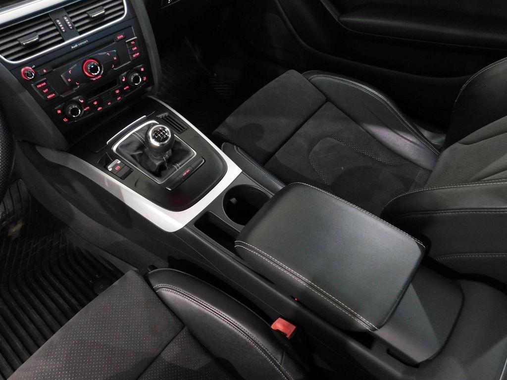 Audi A5 Coupe 2.0T quattro Manual 2010
