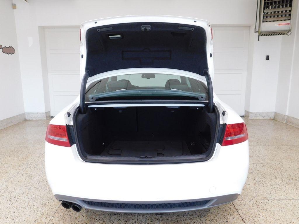 Audi A5 Coupe 2.0T quattro Manual 2010