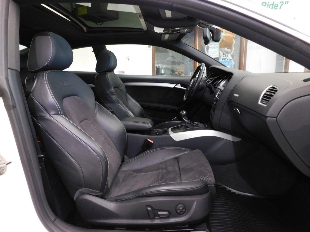Audi A5 Coupe 2.0T quattro Manual 2010