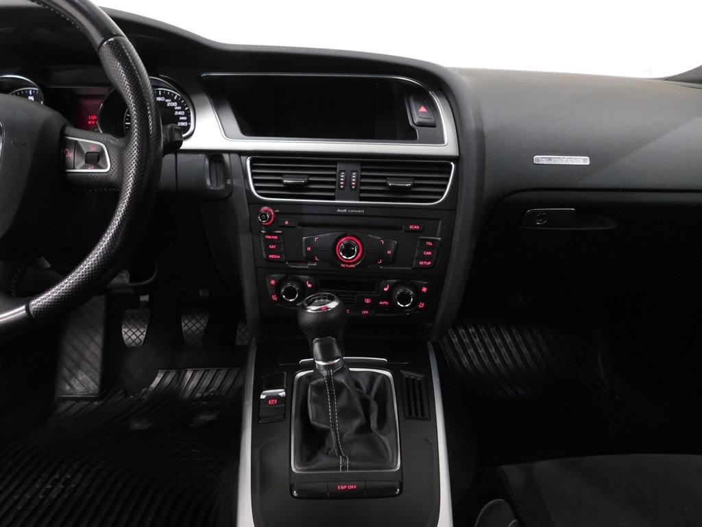 Audi A5 Coupe 2.0T quattro Manual 2010