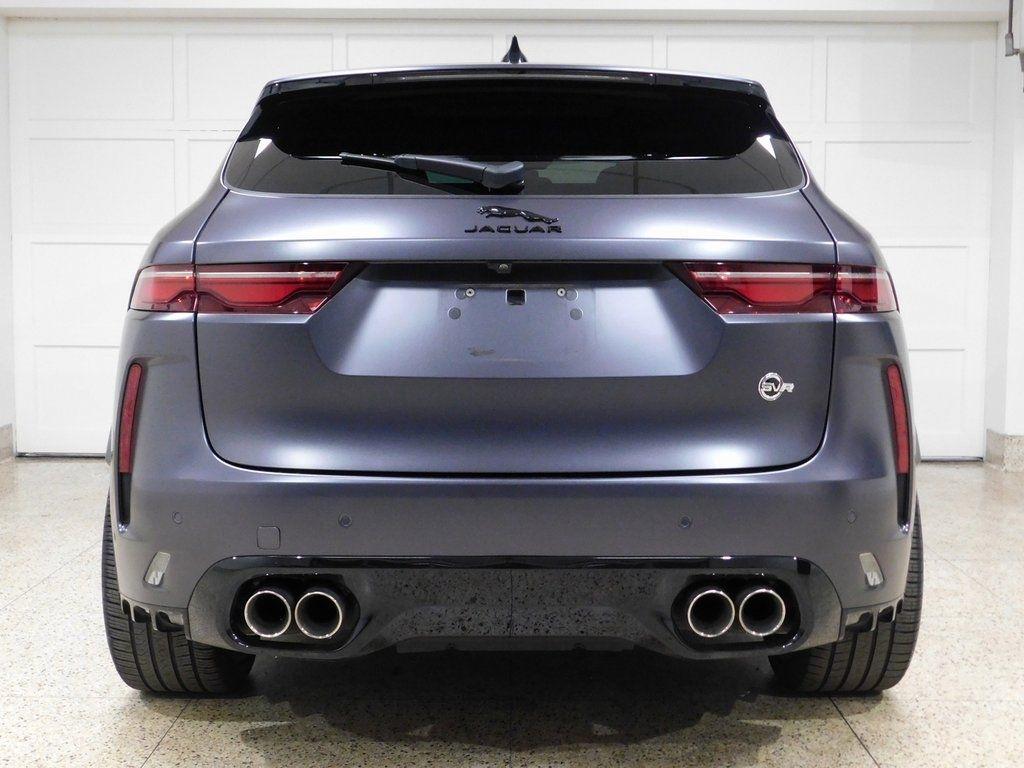 Jaguar F-Pace SVR 2024
