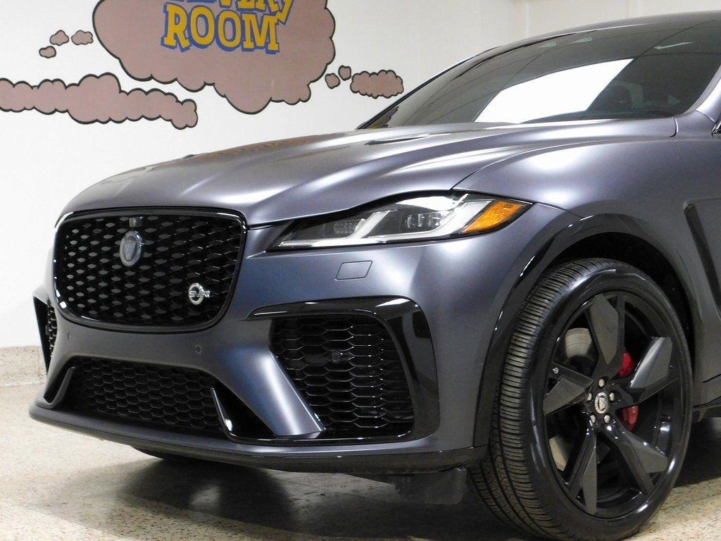 Jaguar F-Pace SVR 2024