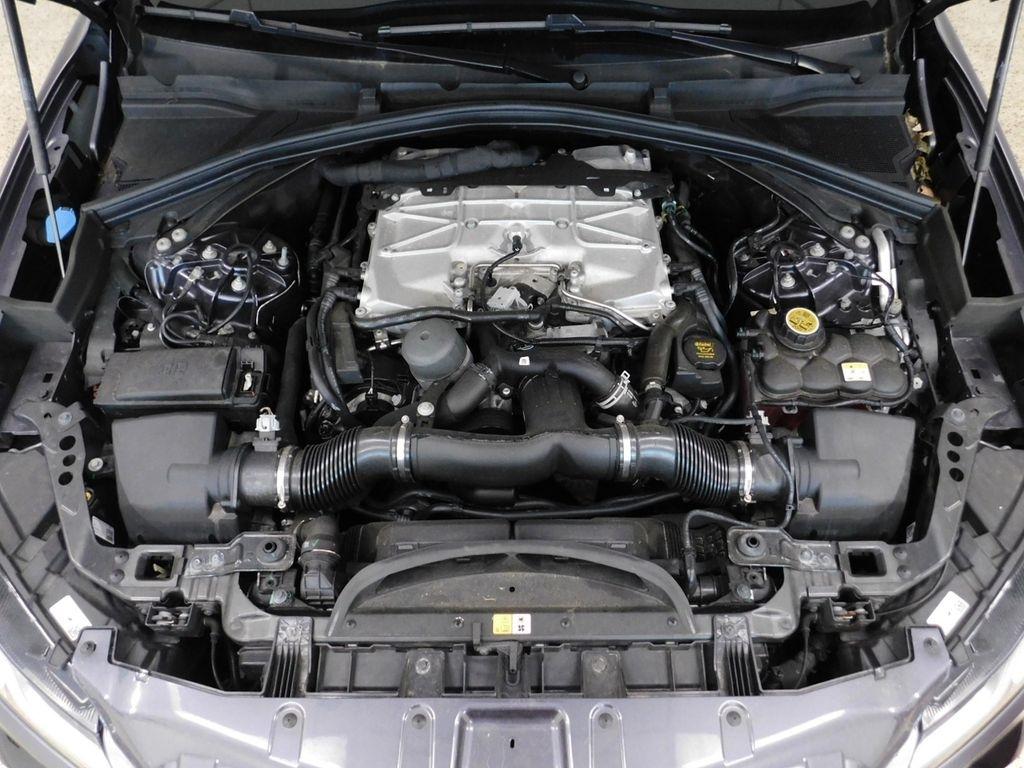 Jaguar F-Pace SVR 2024