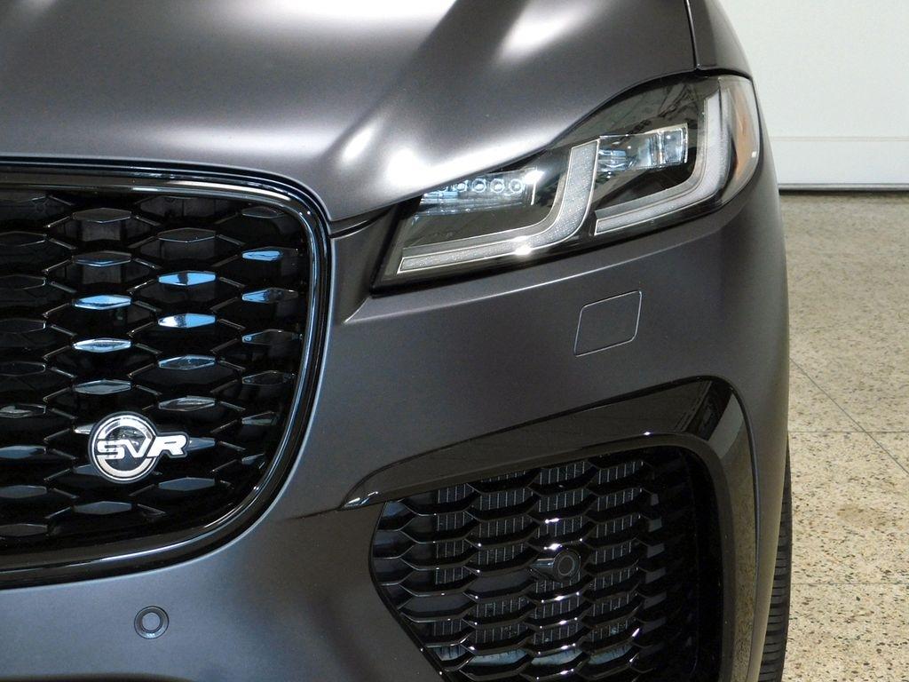 Jaguar F-Pace SVR 2024
