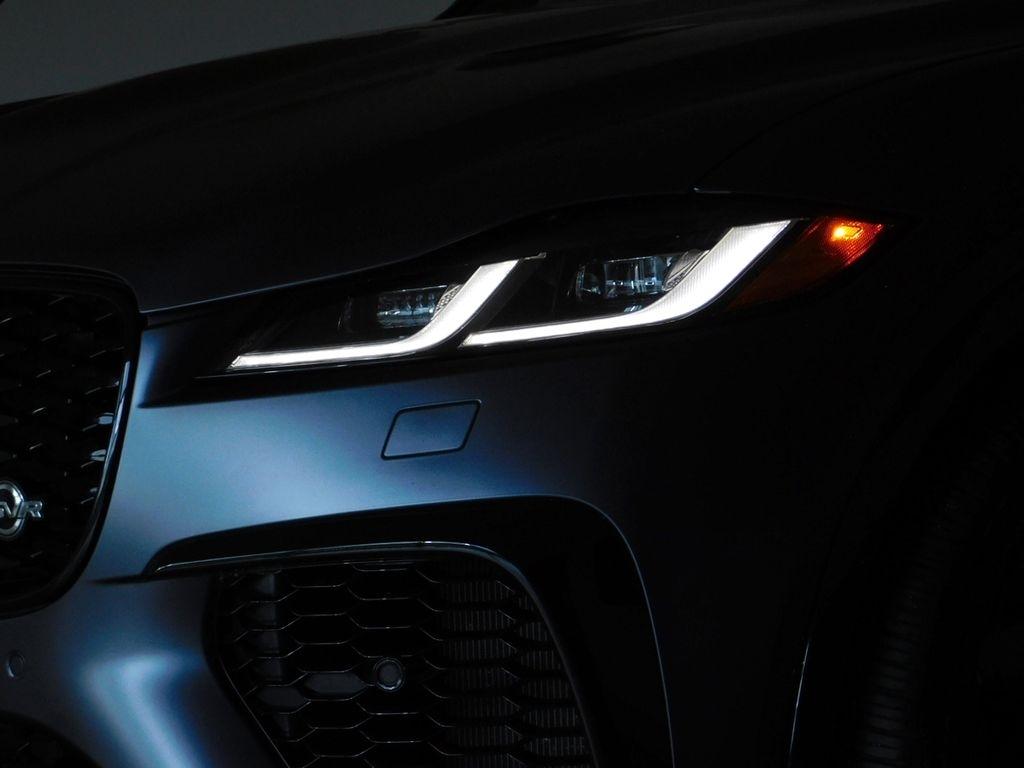 Jaguar F-Pace SVR 2024