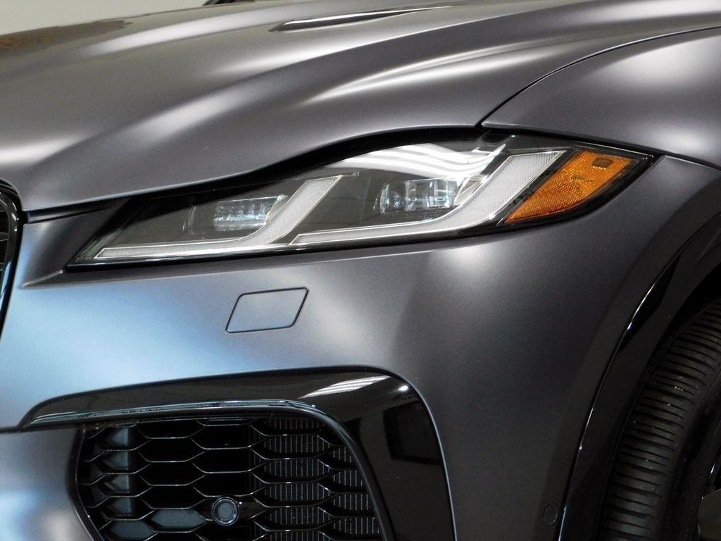 Jaguar F-Pace SVR 2024