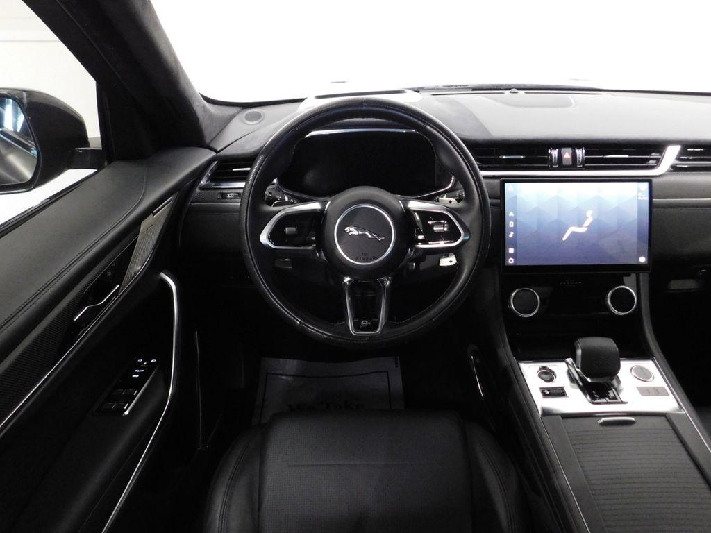 Jaguar F-Pace SVR 2024