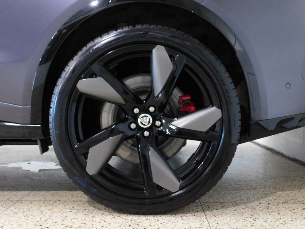 Jaguar F-Pace SVR 2024
