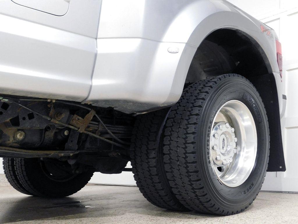 Ford F-450 SD Lariat Crew Cab DRW 4WD 2021