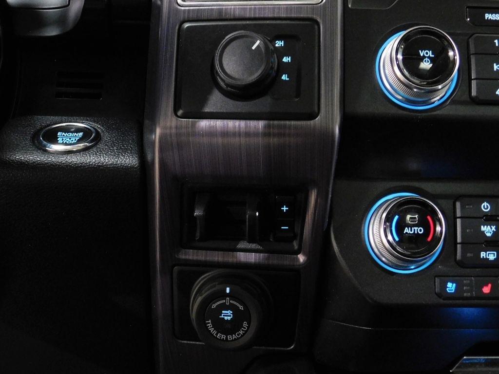 Ford F-450 SD Lariat Crew Cab DRW 4WD 2021
