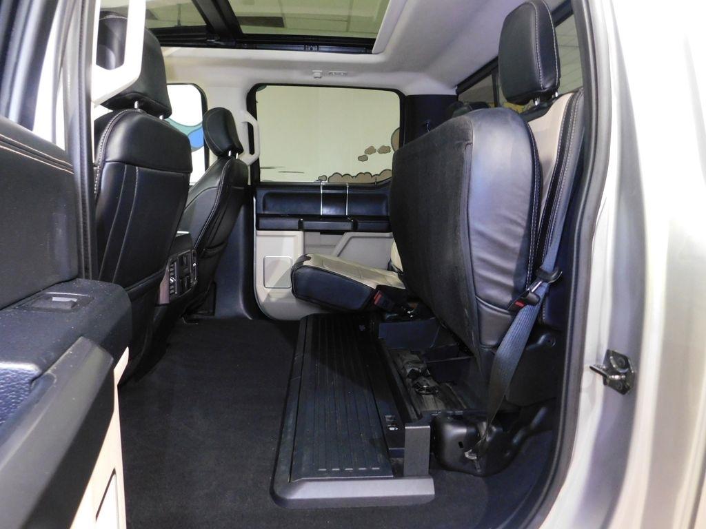 Ford F-450 SD Lariat Crew Cab DRW 4WD 2021