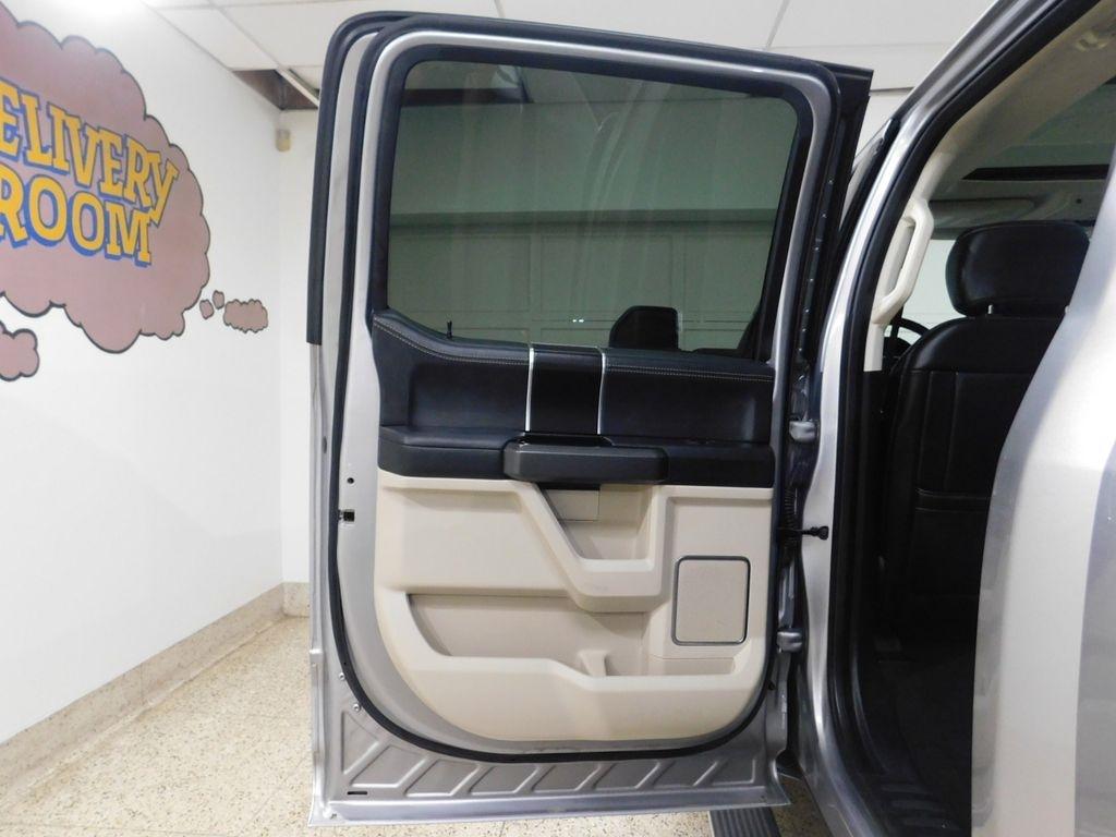 Ford F-450 SD Lariat Crew Cab DRW 4WD 2021