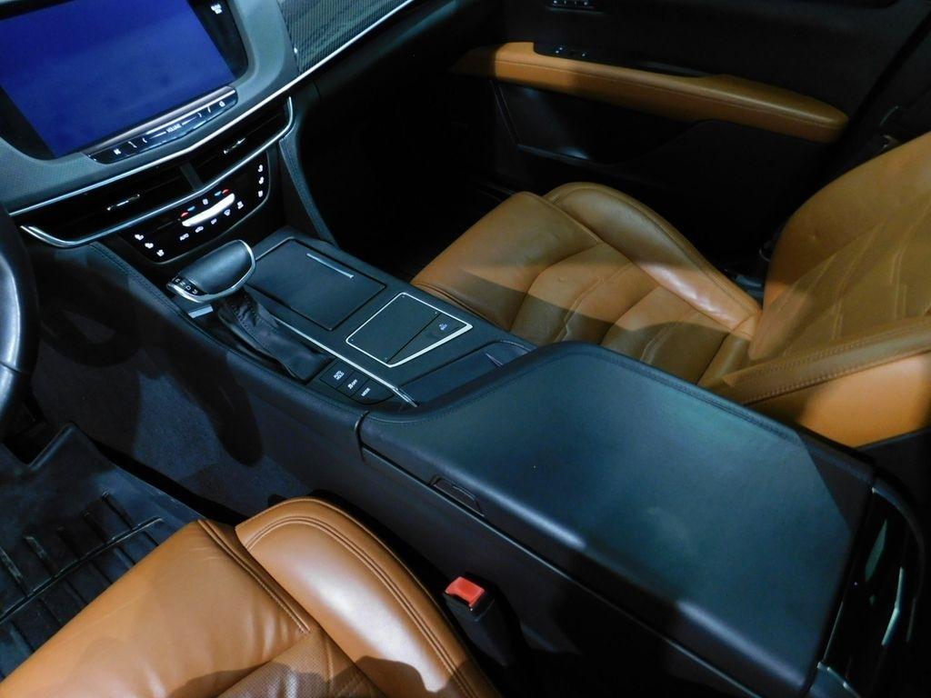 Cadillac CT6 3.0L Luxury Twin Turbo AWD 2017