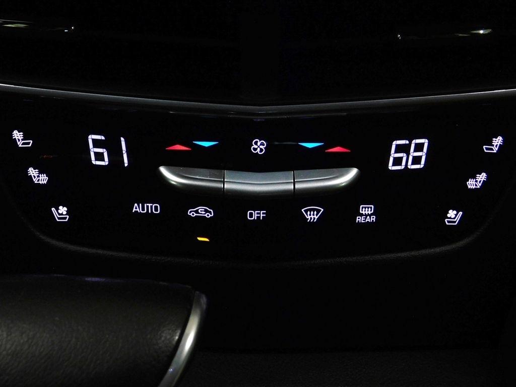 Cadillac CT6 3.0L Luxury Twin Turbo AWD 2017